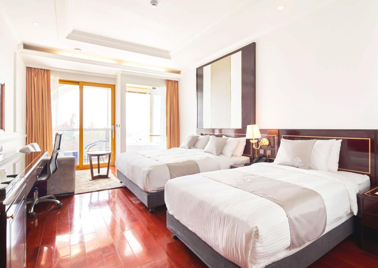 סאוגוויפו Goldone Hotel & Suites מראה חיצוני תמונה