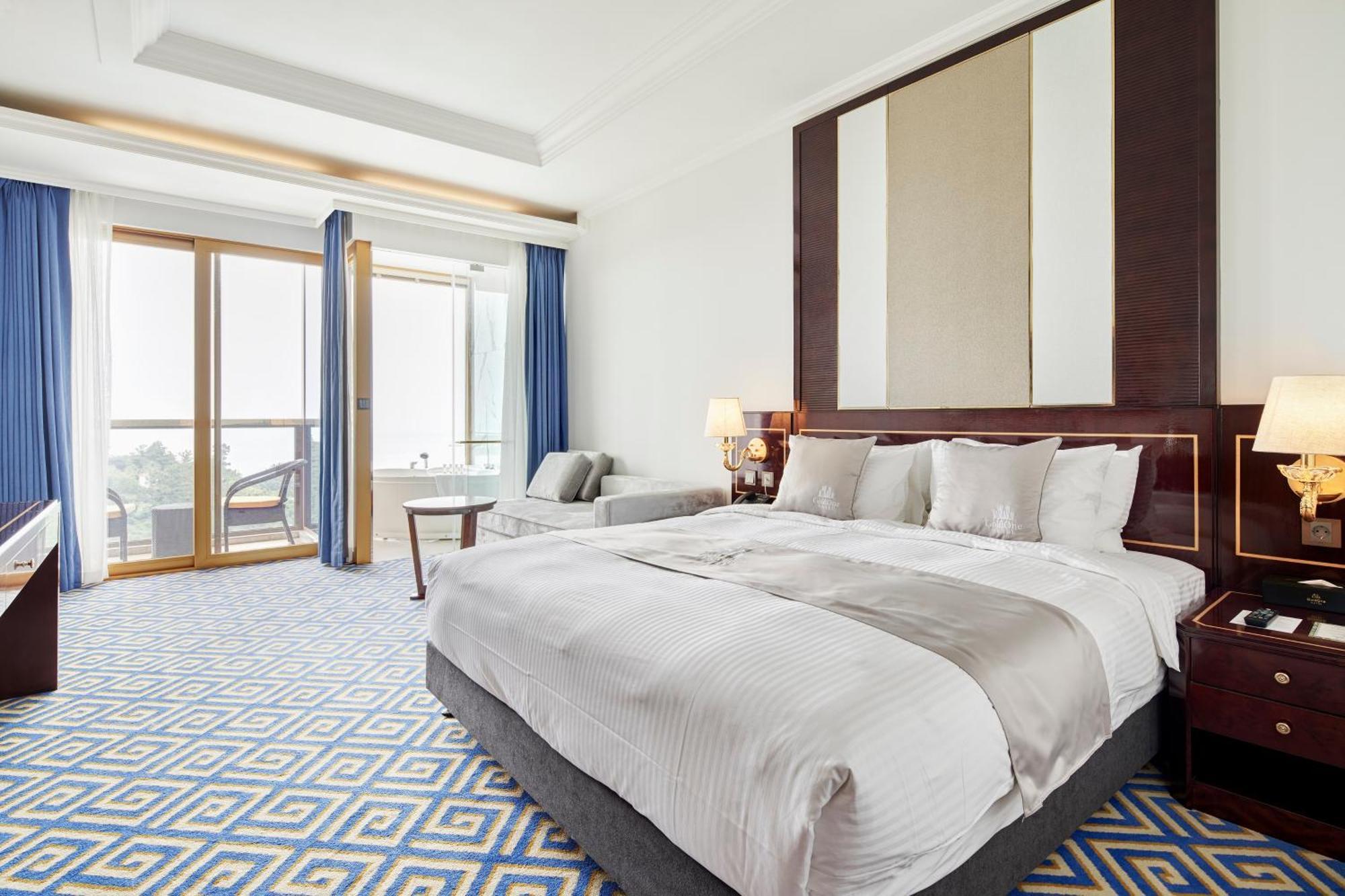 סאוגוויפו Goldone Hotel & Suites מראה חיצוני תמונה